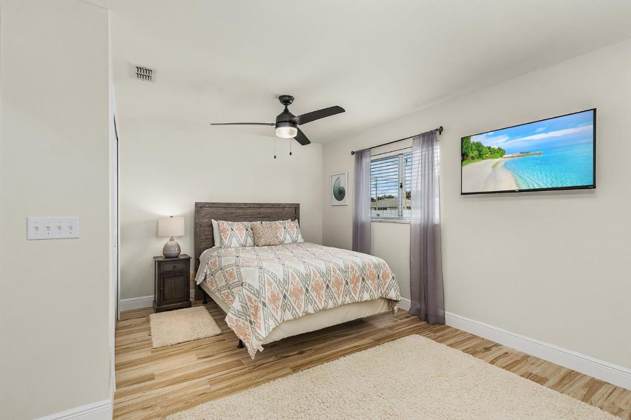 Villa Three Sisters - Roelens Vacations Cape Coral Eksteriør bilde